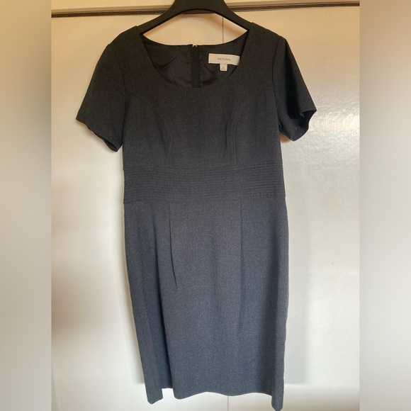 Merona Short Sleeve Knee Length Grey Dress - Picture 2 of 5